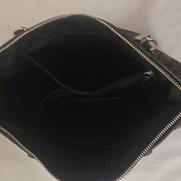 🔥Coach Canvas Handbag. Gray and Black with C Logo - Picture 2 of 6